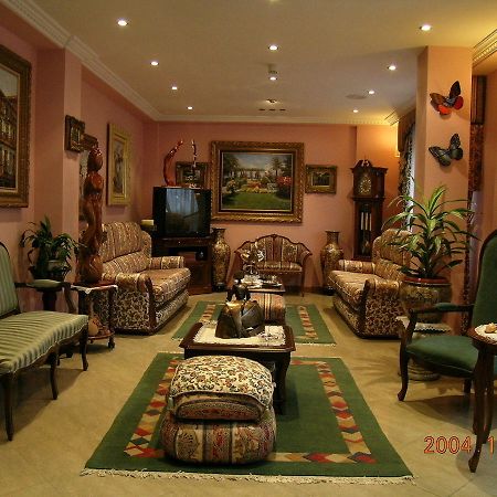 Hotel De Borlena מראה חיצוני תמונה